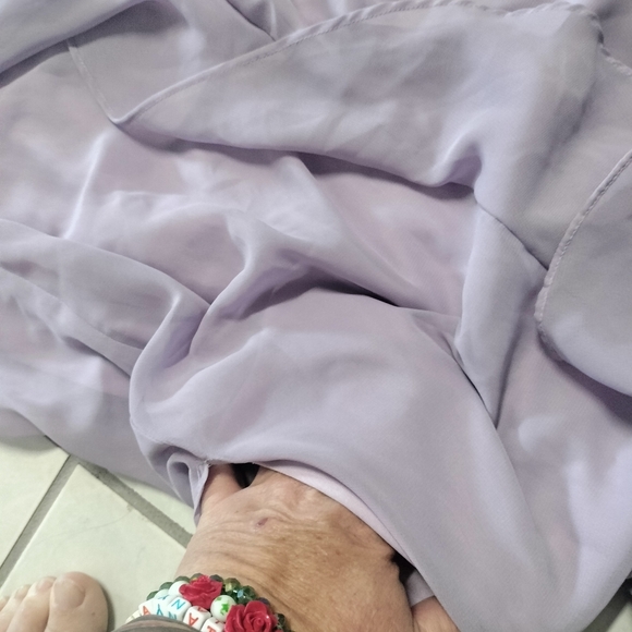 Lavender halter dress - Picture 5 of 10